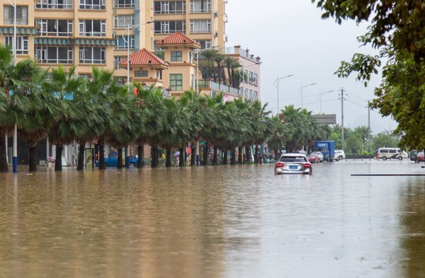 廣西多地發(fā)布暴雨黃色預(yù)警,萬賓內(nèi)澇監(jiān)測(cè)預(yù)警系統(tǒng)助力城市防洪抗?jié)? alt=